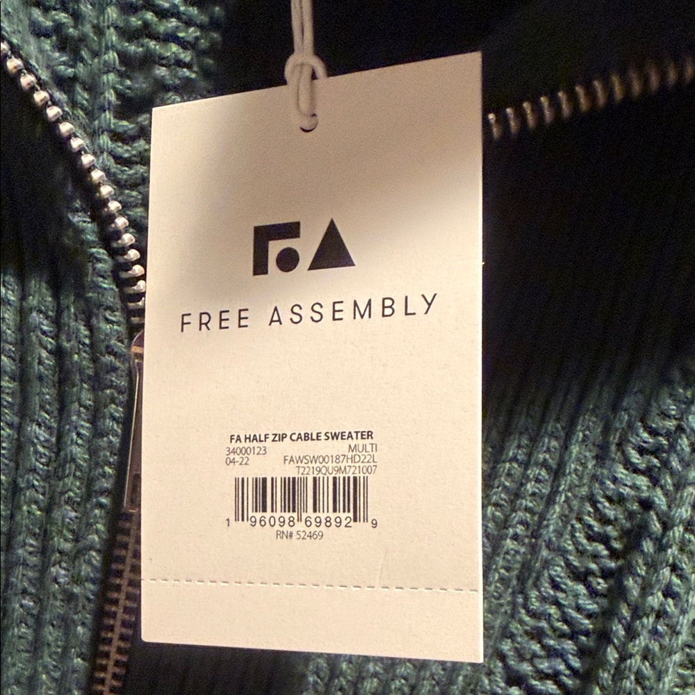 Free Assembly NWT Women's Green Cable Knit Sweater XXXL - Picture 2 of 4
